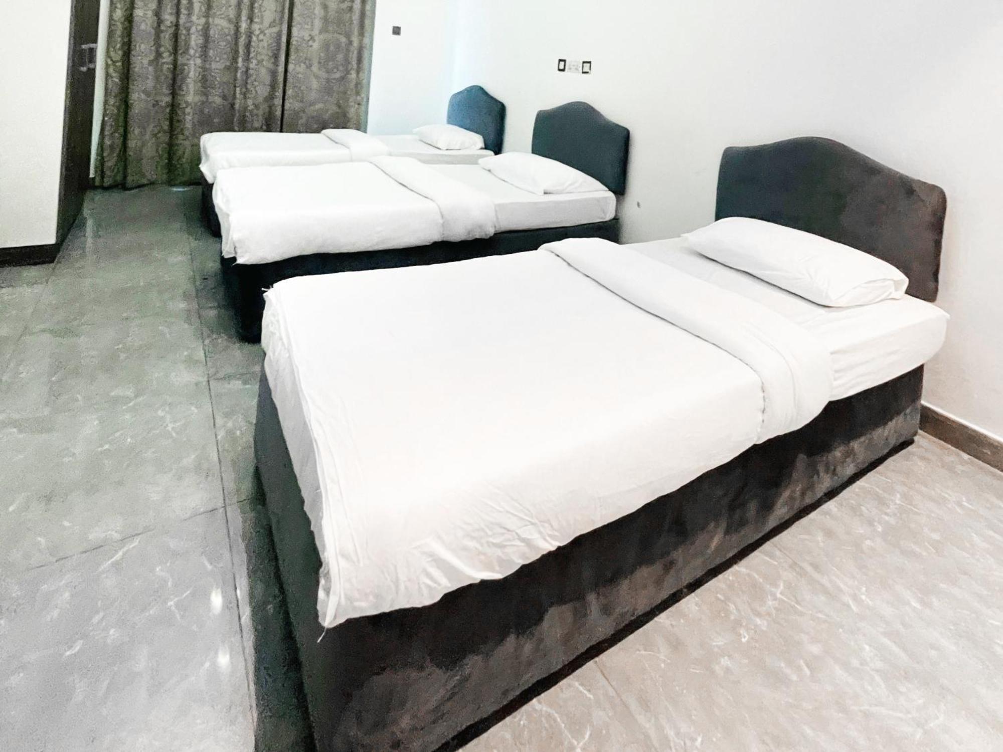 דובאי Warsan Star Residence - Home Stay מראה חיצוני תמונה